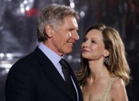 Harrison Ford y Calista Flockhart. Pese a la diferencia de edades la pareja de actores es muy feliz y estable.